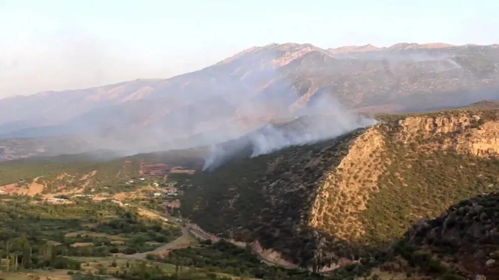 Artêşa Tirk a  dagirker gundekî Metînayê topbaran kir