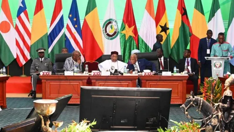 ECOWAS: Ji  bo destwerdana leşkerî ya li Nîjerê demek hat diyarkirin