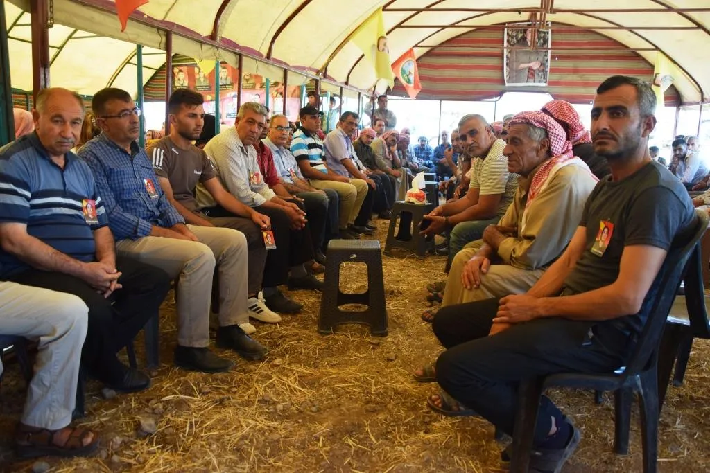 ​​​​​​​Sersaxî ji malbata şehîd Ronahî Qarih re hat xwestin