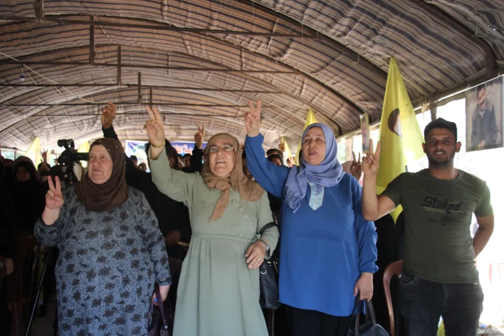 Şêniyên Minbicê: Em soz didin Rêber Apo ku tecrîdê bi dawî bikin