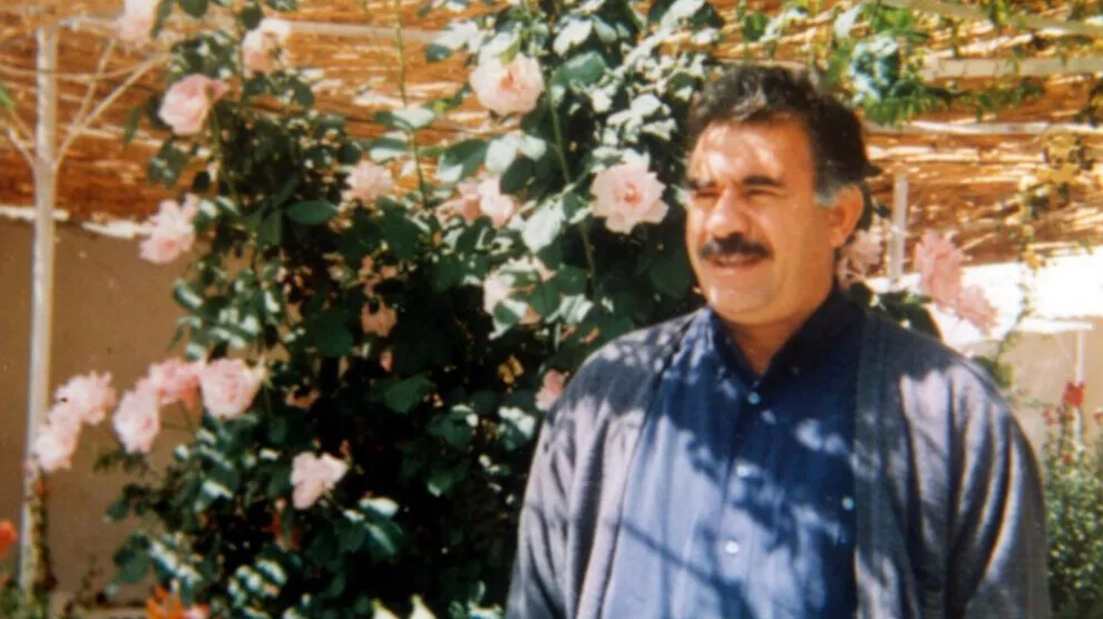 Ji bo hevdîtina Rêber Abdullah Ocalan parêzeran serlêdan kir