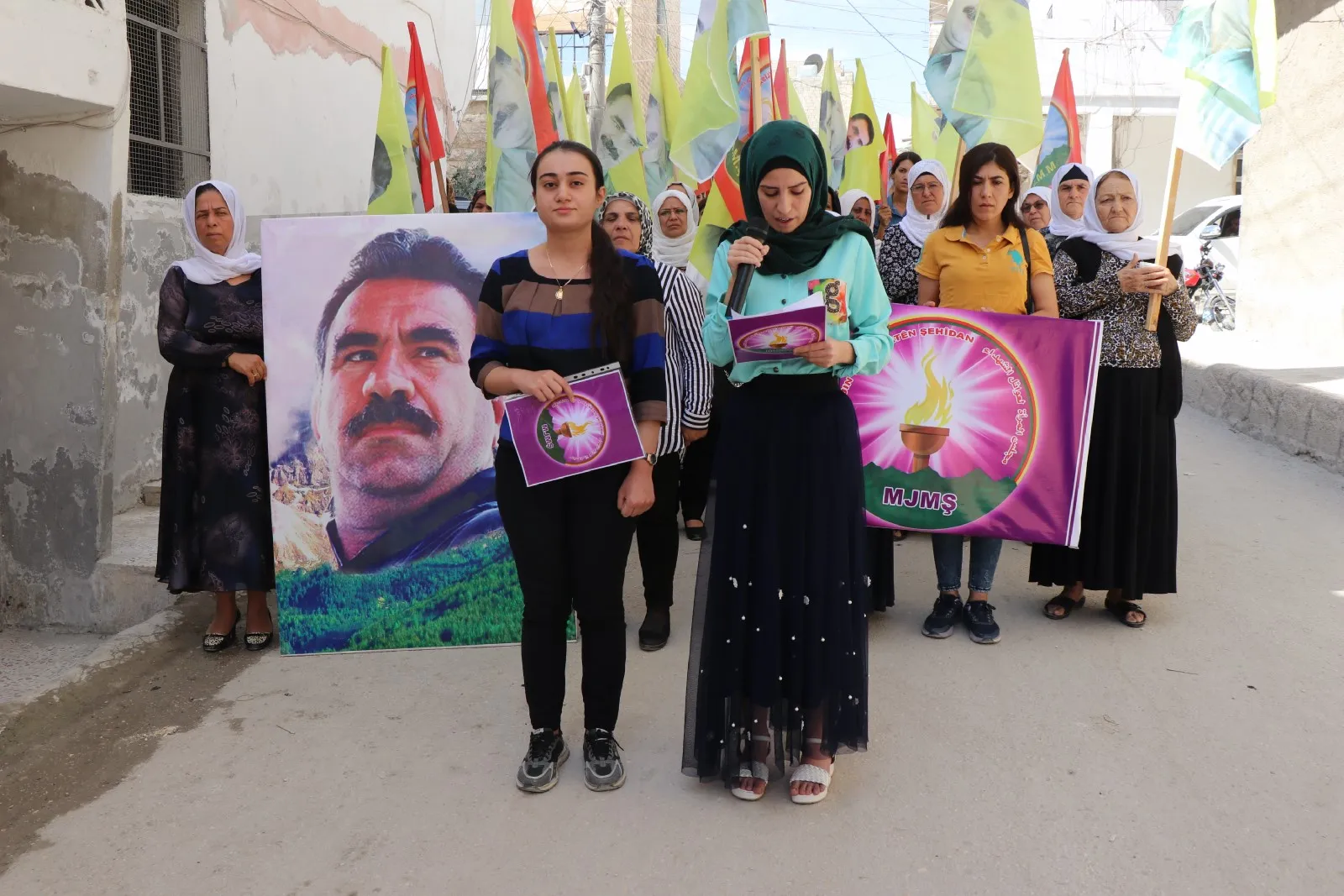 Meclisa Jinan komploya navneteweyî şermezar kir