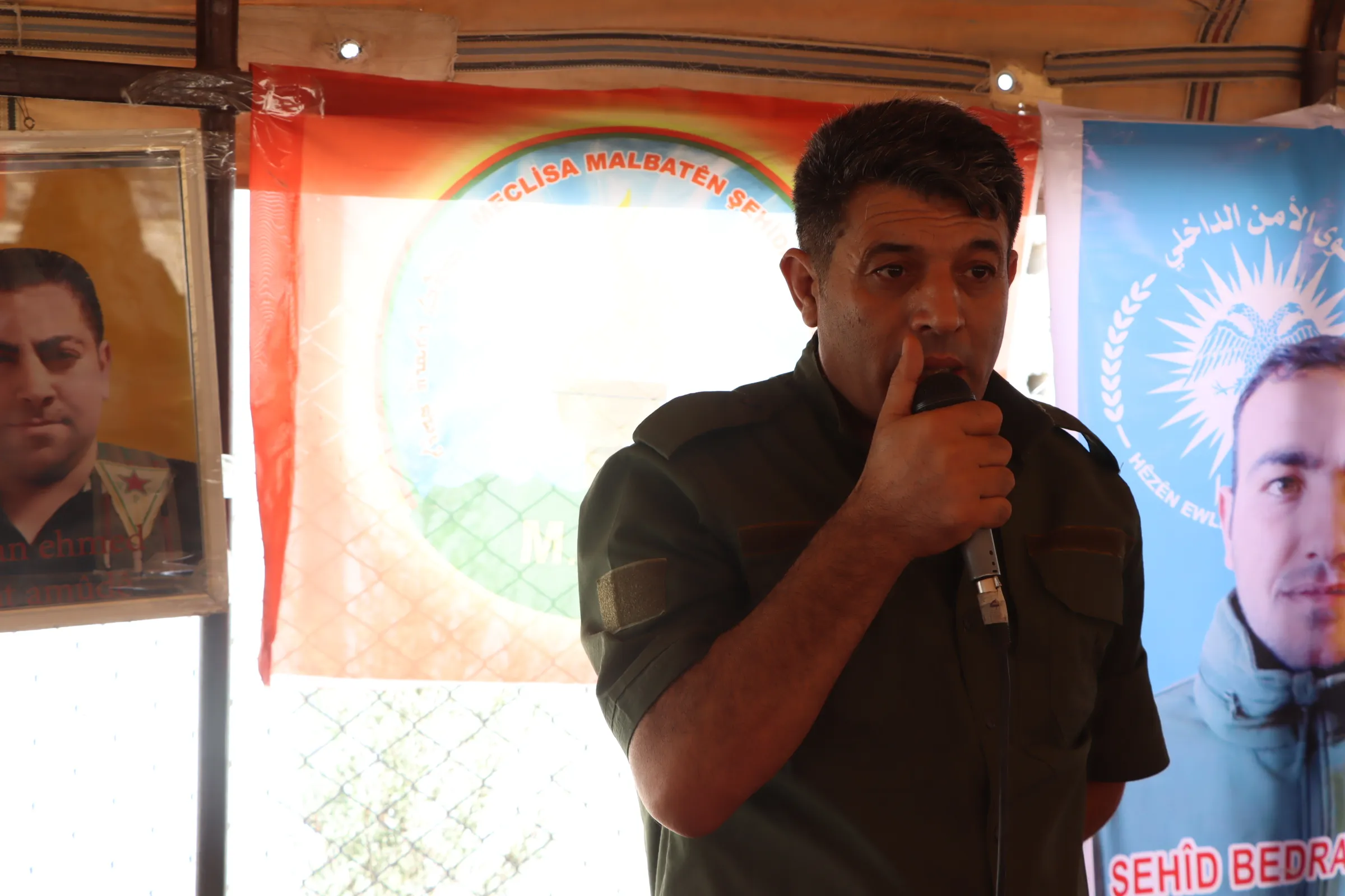 ​​​​​​​Xelkê Amûdê sersaxî da malbata şehîd Bedran Ehmed