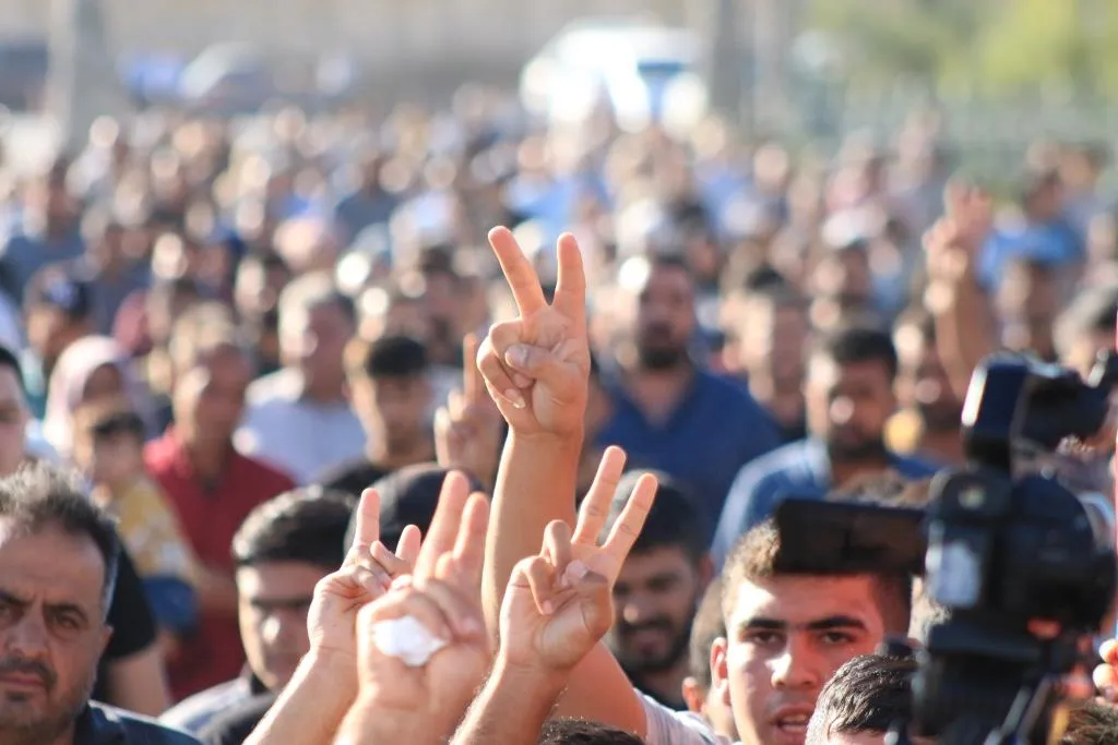 Li Kobanê ji bo du cangoriyên azadiyê merasîmek hat lidarxistin