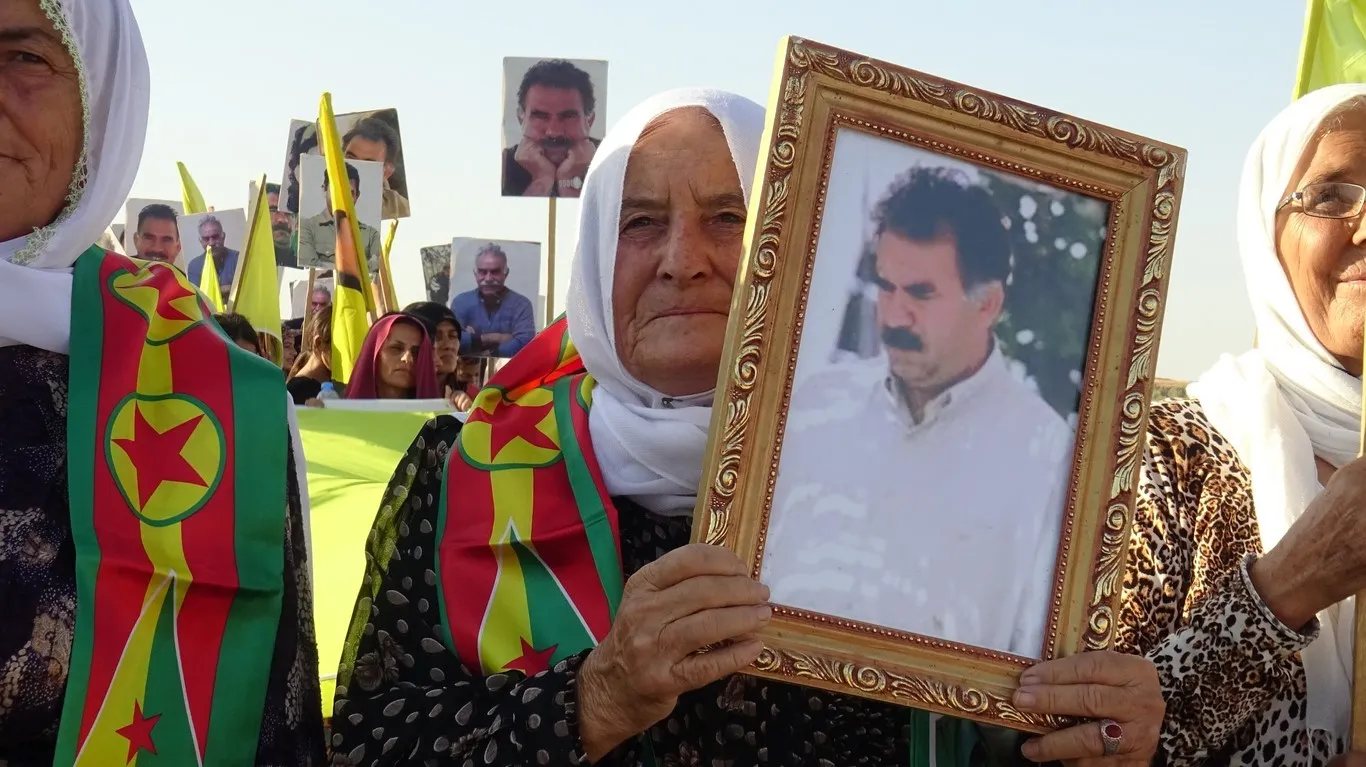'Em ê sînoran bişkînin û Rêber Apo azad bikin'