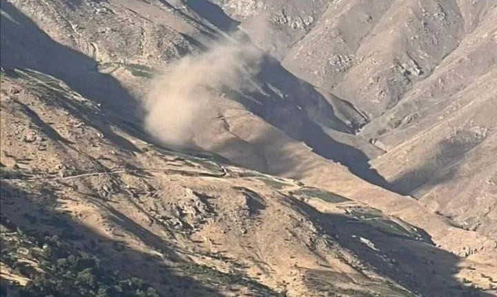 Partiya Demokrat a Kurdistanê ya Îranê baregehên li Balekayetiyê terikand