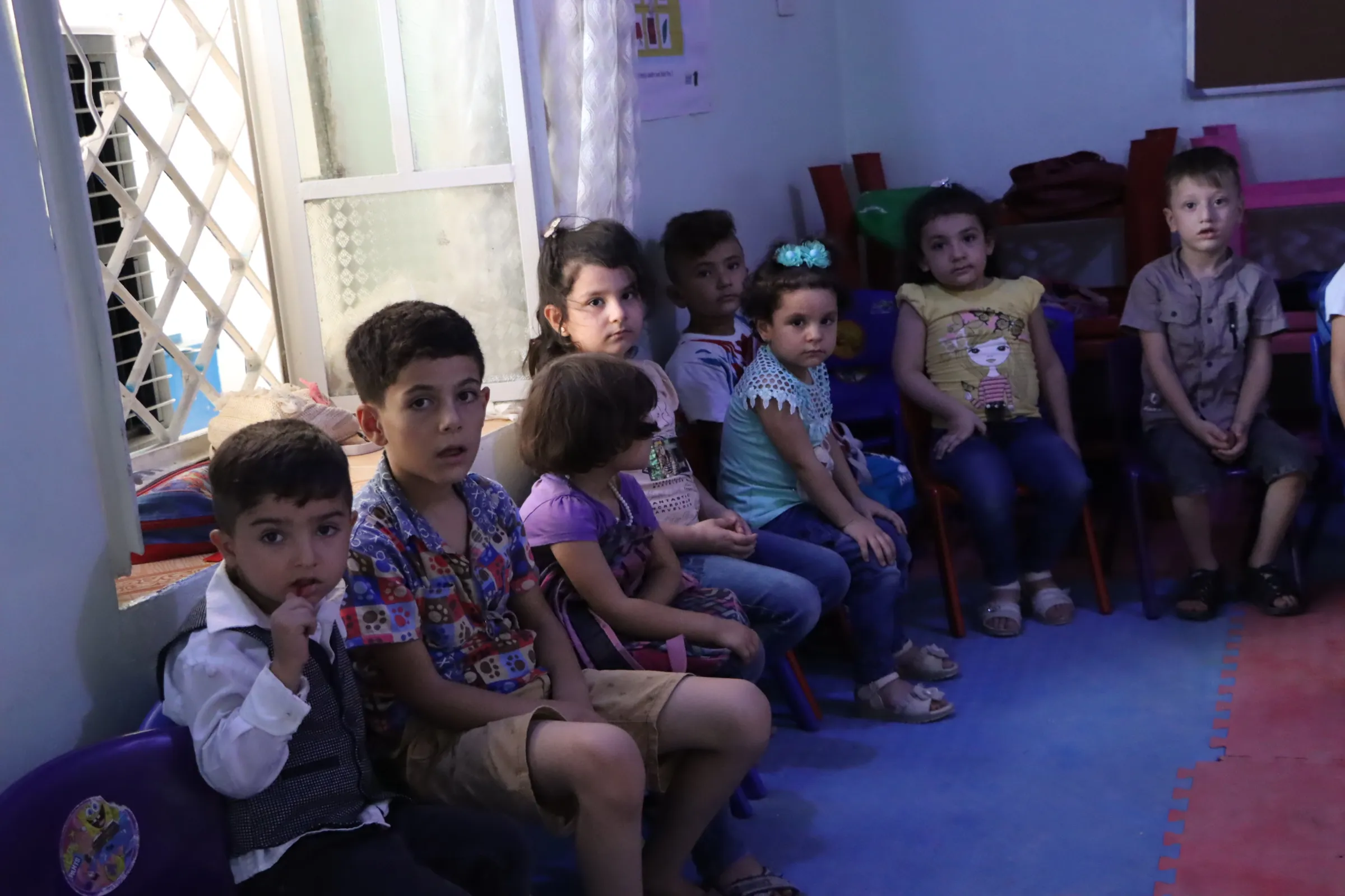 ​​​​​​​Ehlen Simsum behremendiyên zarokan pêş dixe