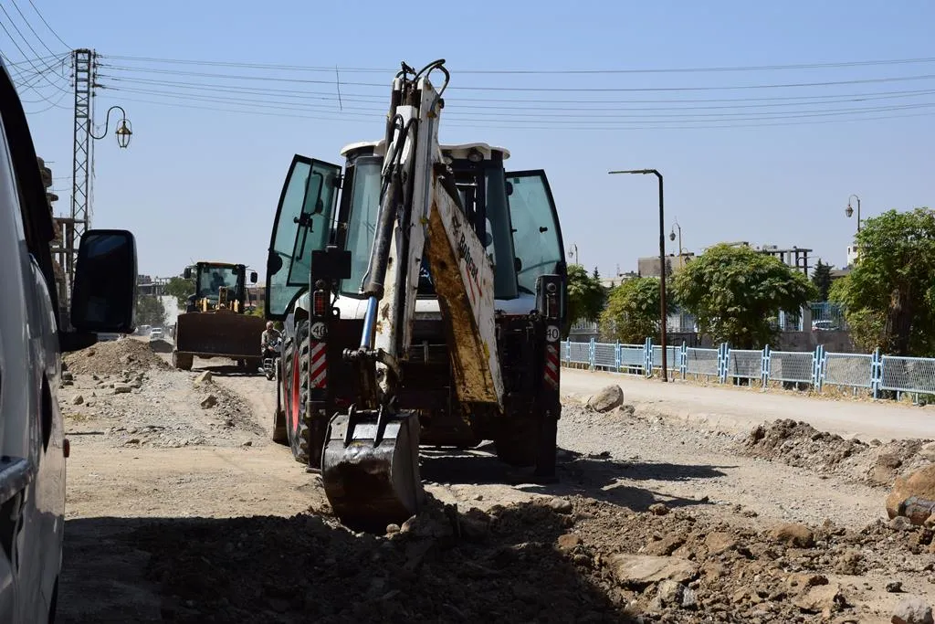 ​​​​​​​Projeyên xizmetguzariyê û yên hawîrdorê li herêmê berdewaim in