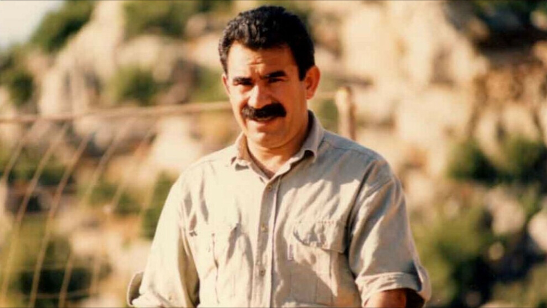 ​​​​​​​`Divê em bi şev û roj kar bikin ta ku azadiya fîzîkî ya Rêber Ocalan pêk bînin`