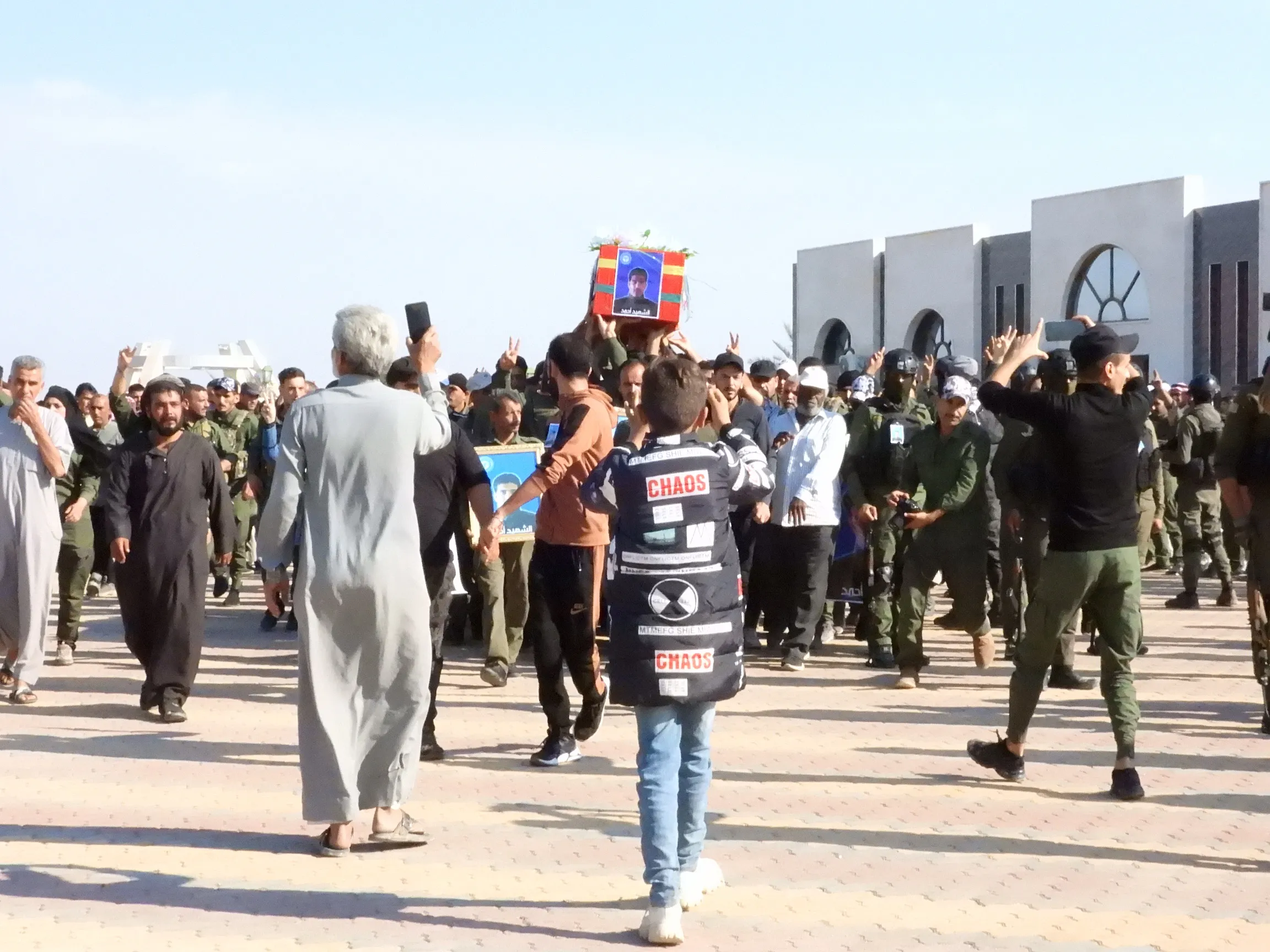 ​​​​​​​Şêniyên Tebqayê şehîdekî xwe oxir kir