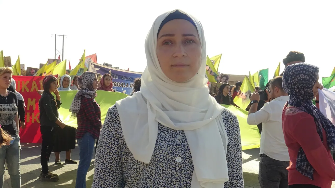 ​​​​​​​‘Em teslîm nabin, em li ser fikra Rêbertî mezin bûne′