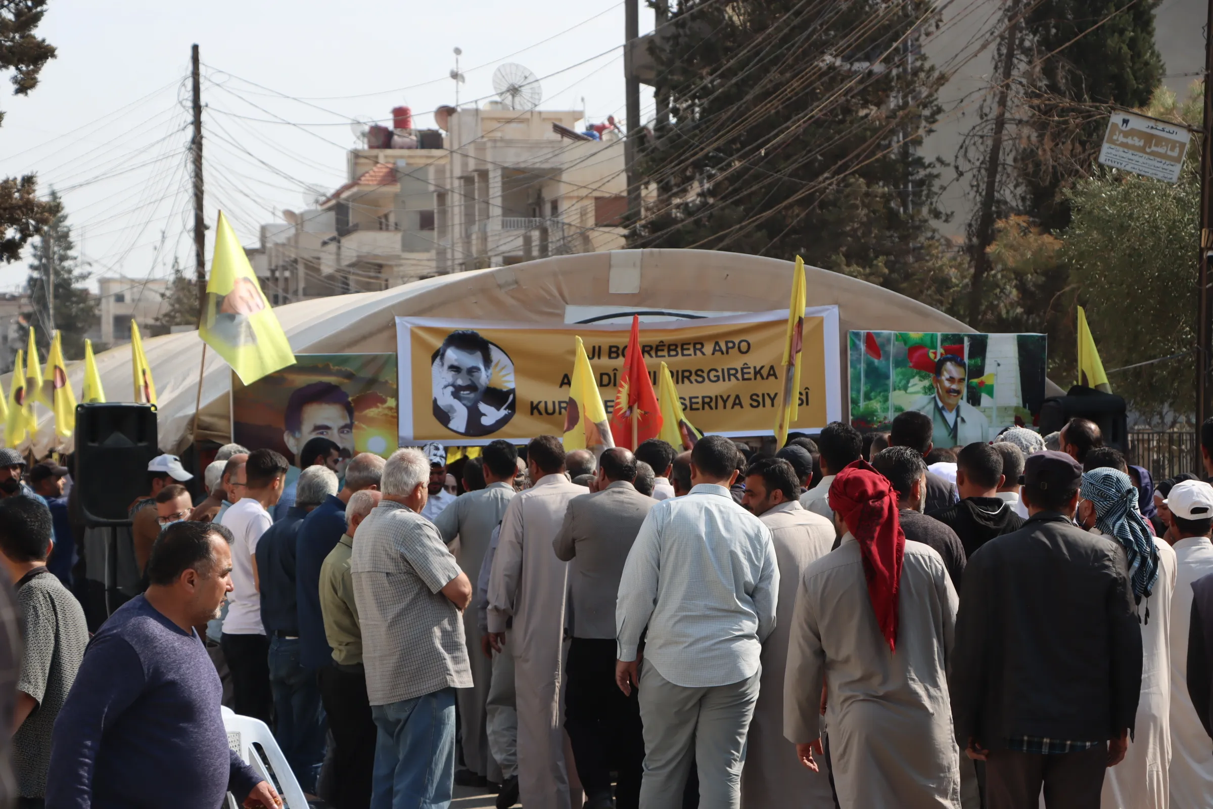 Çalakiya ji bo azadiya Rêber Abdullah Ocalan bi coş dewam dike