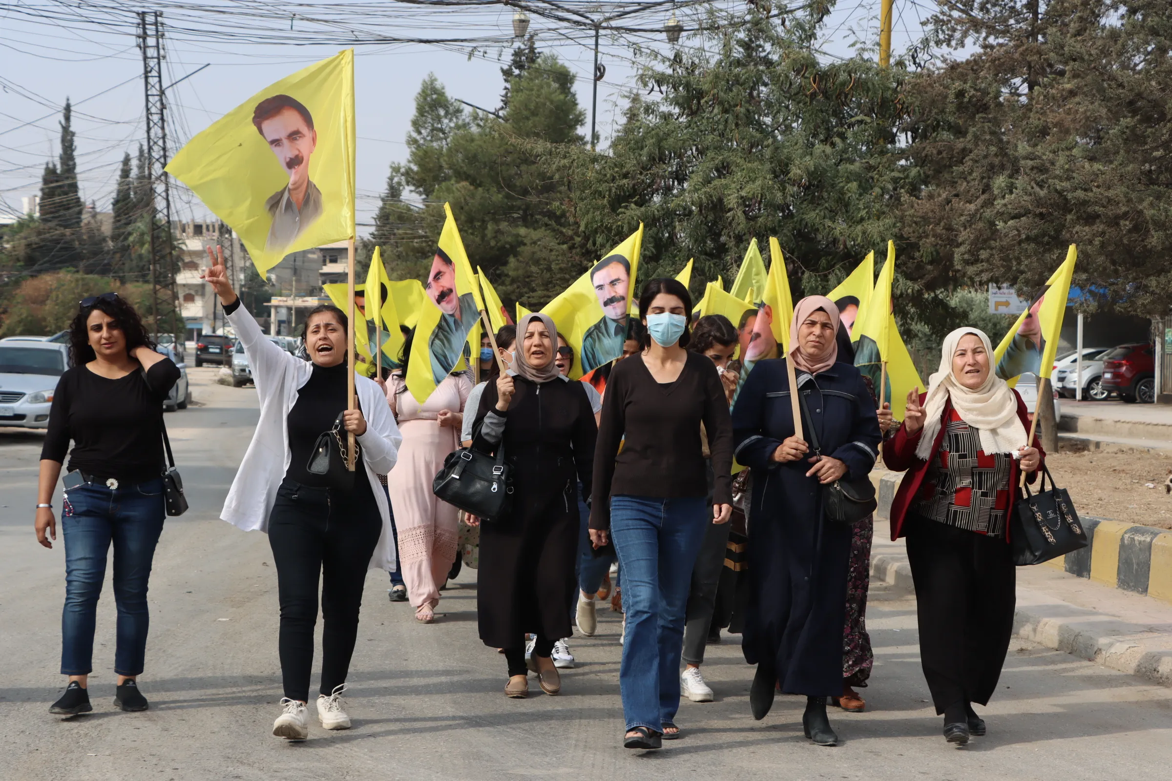 Çalakiya ji bo azadiya Rêber Abdullah Ocalan bi coş dewam dike