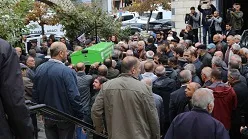 Cenazeyê rojnamevan Salaz hat defnkirin