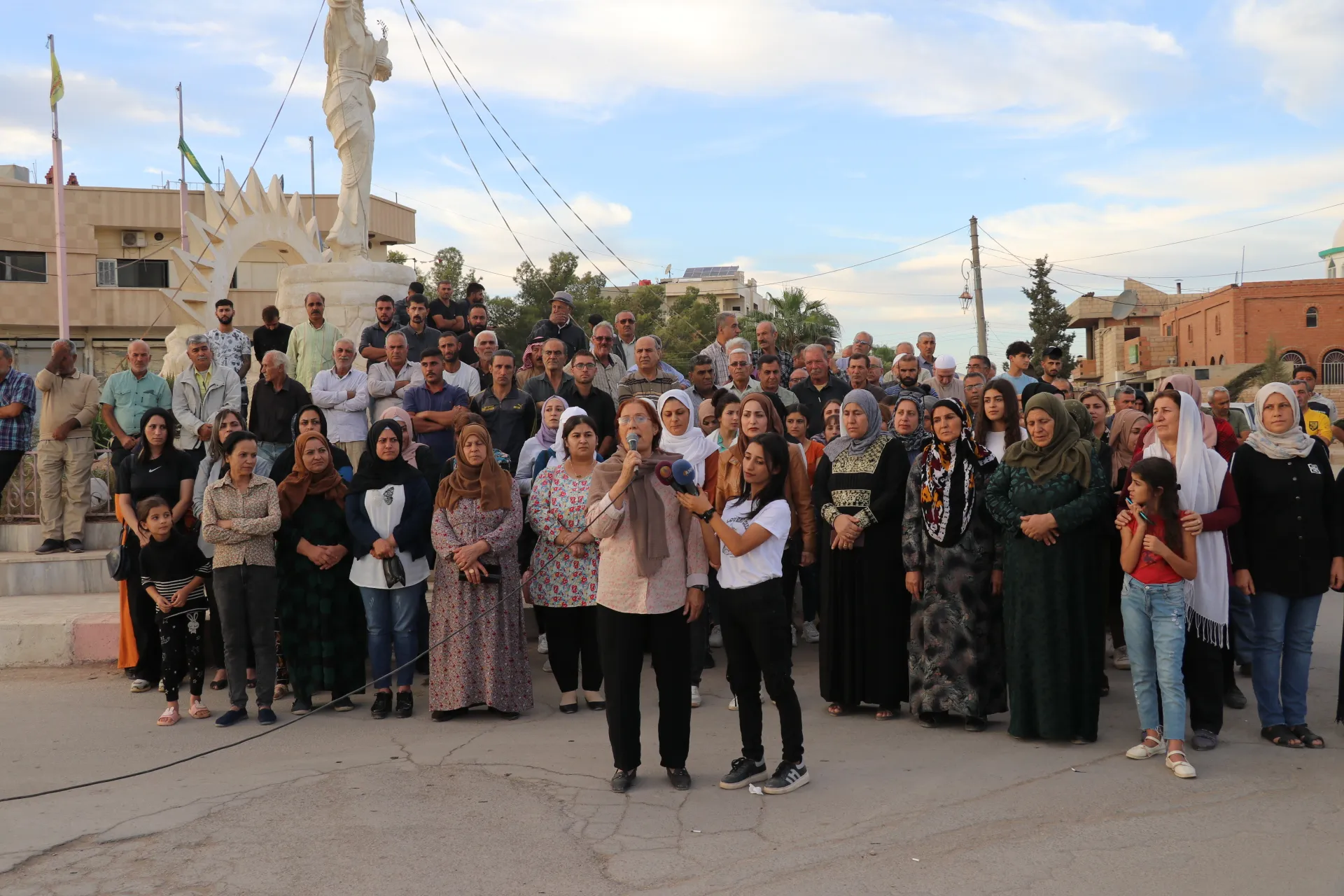 Dêrik, Qamişlo, Amûdê û Hesekê dijî êrişan dimeşe