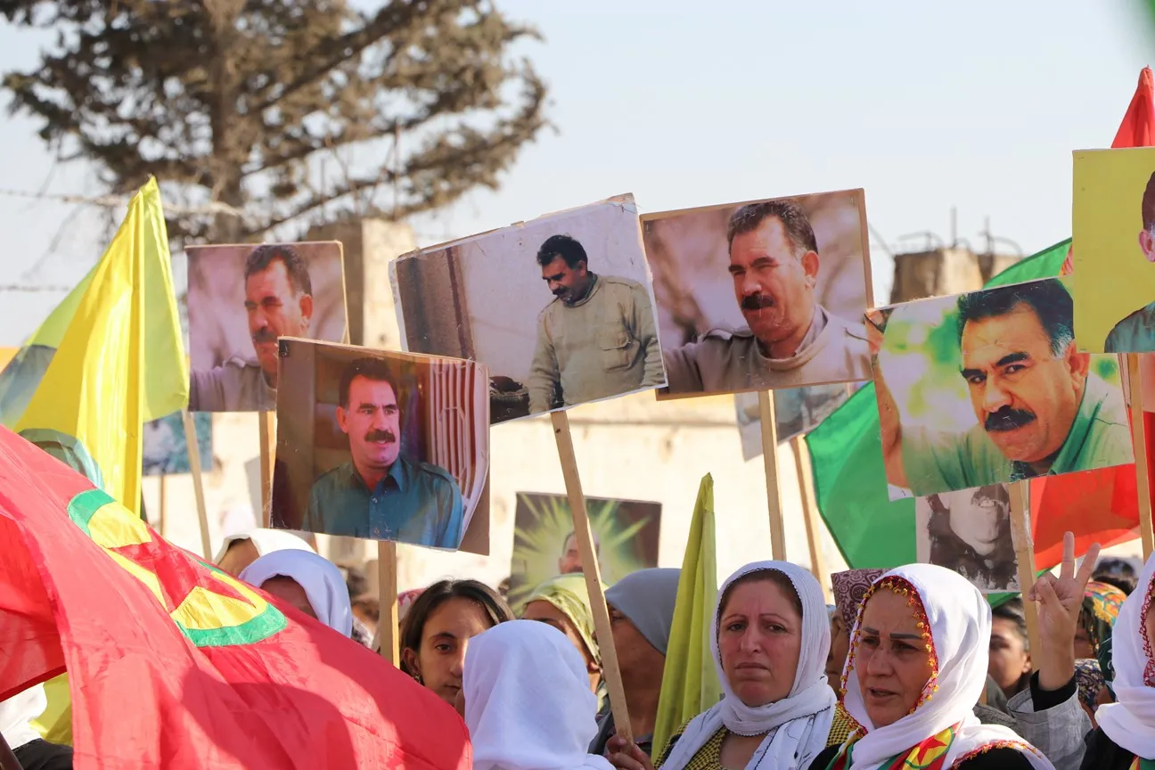 Di meşa li dijî komployê de de peyama berxwedanê