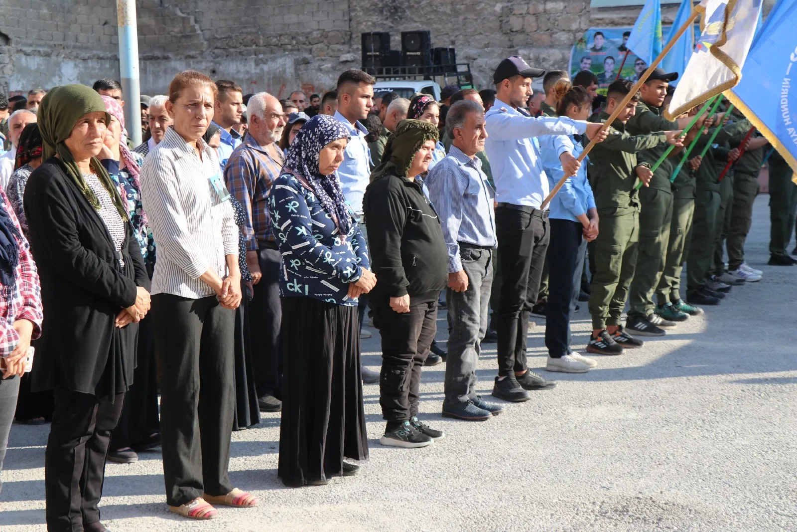 Sersaxî ji malbatên şehîd Candar û şehîd Rêzan re xwestin