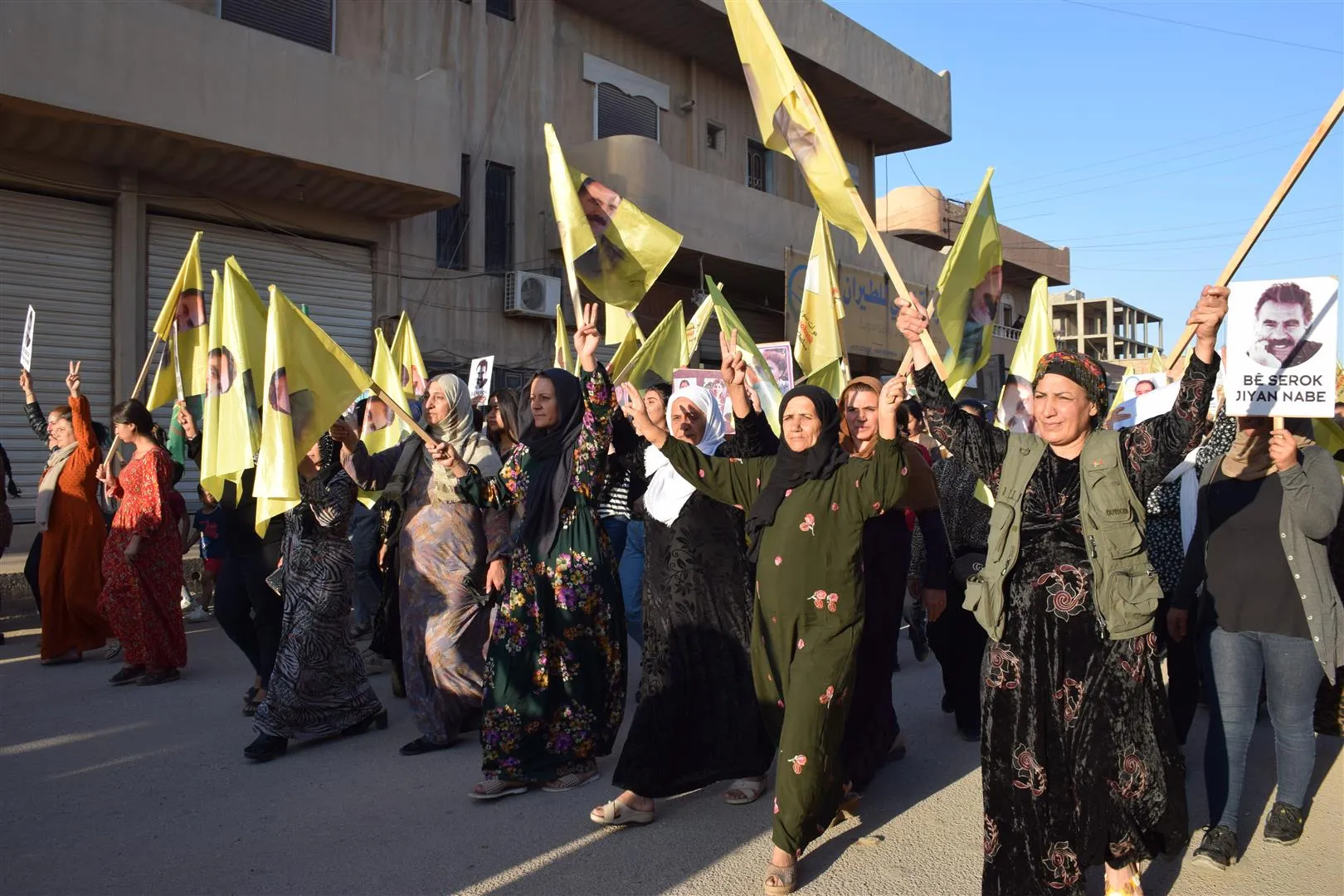 Li 3 bajaran çalakiyên li dijî êrişan: Vebijêrka me berxwedan e