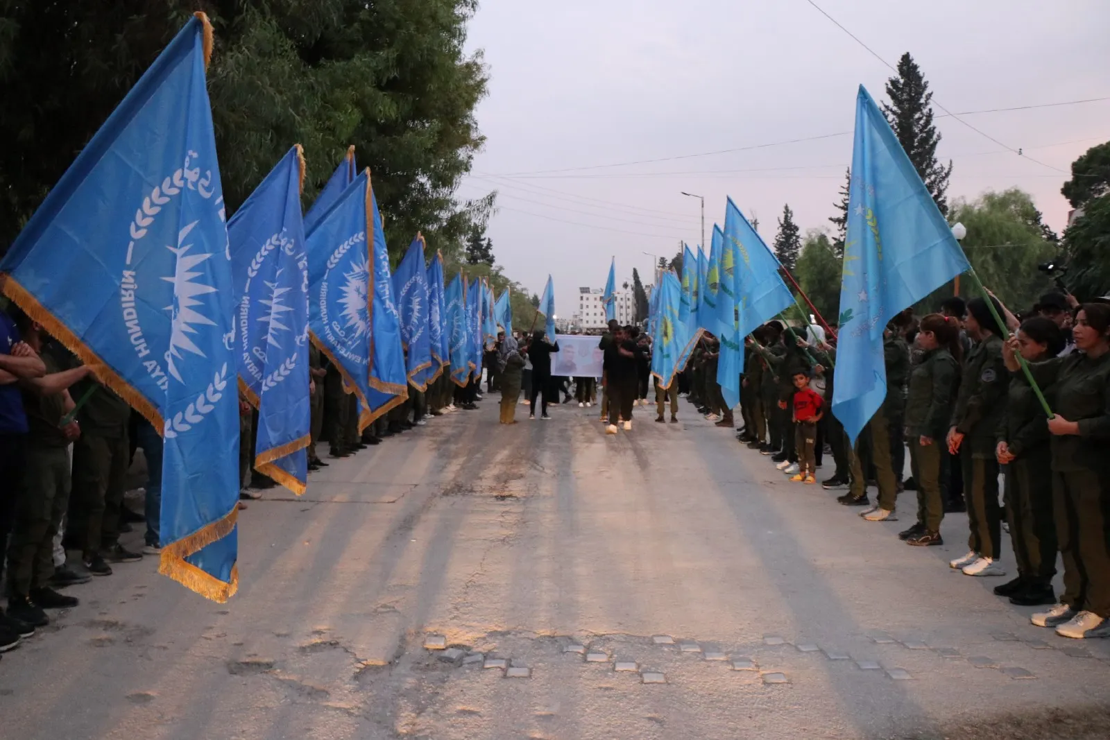  Şêniyên Şêxmeqsûd û Eşrefiyê pêşwaziya cenazeyên şehîdan kir