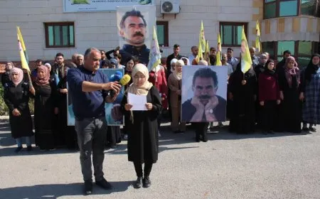 Bi çalakiyekê xelkê Minbicê banga azadiya Rêber Abdullah Ocalan kir
