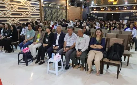 Kongreya Yekitiya Mamosteyan dest pê kir