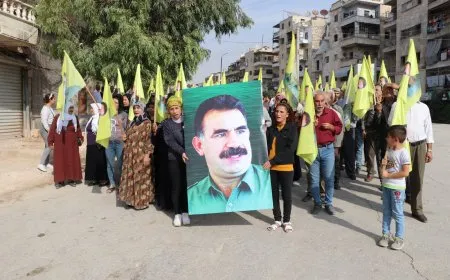 Ji bo azadiya Rêber Abdullah Ocalan li Helebê çalakiya konvedanê