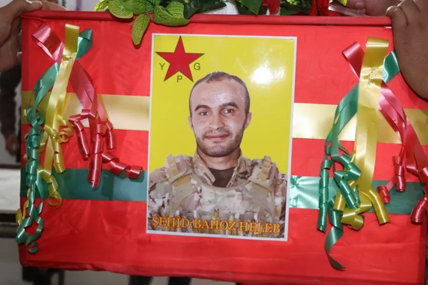 Cenazeyê şehîd Bahoz Heleb li Şehbayê bi girseyî hat pêşwazîkirin