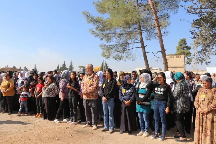 ​​​​​​​Ji bo şervanê YPG`ê Bahoz Heleb merasîma sersaxiyê