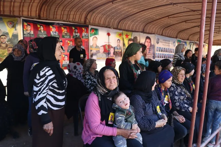 ​​​​​​​Ji bo şervanê YPG`ê Bahoz Heleb merasîma sersaxiyê