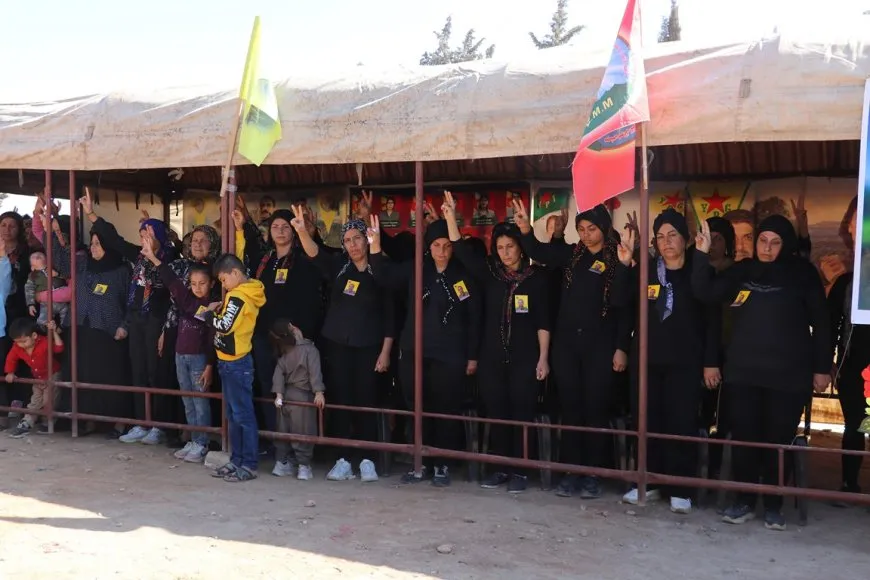 ​​​​​​​Ji bo şervanê YPG`ê Bahoz Heleb merasîma sersaxiyê