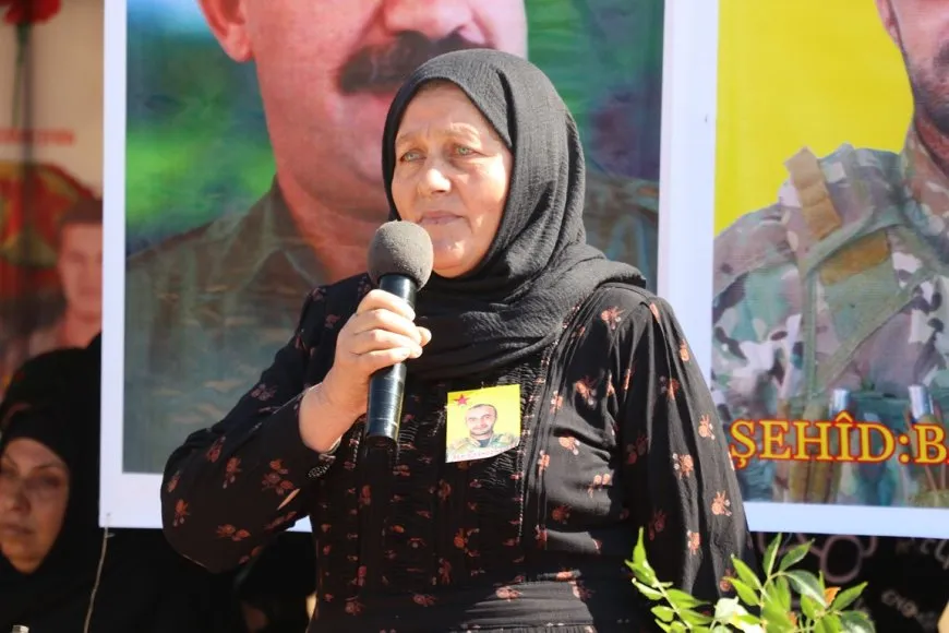 ​​​​​​​Ji bo şervanê YPG`ê Bahoz Heleb merasîma sersaxiyê