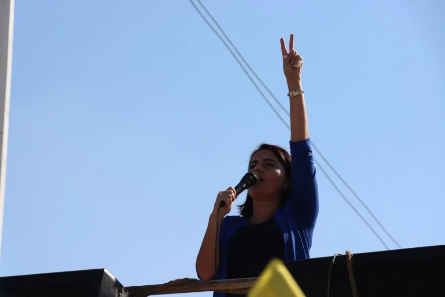 `Hêza azadî û aştiyê li Îmraliyê ye`