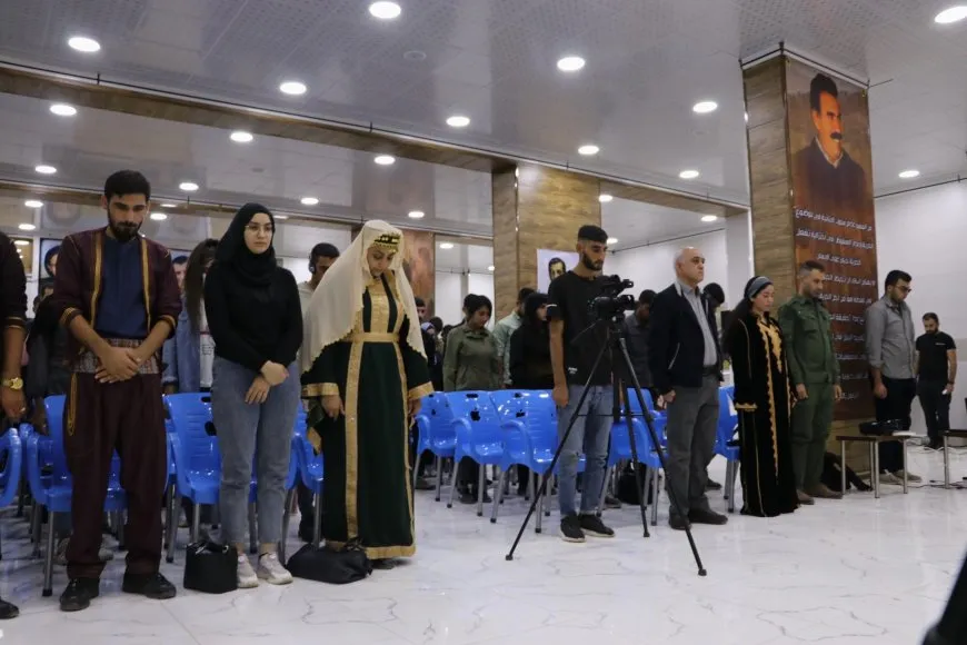 `Bi rêbazên sosyolojiya azadiyê em ê pirsgirêkên ciwanan çareser bikin`