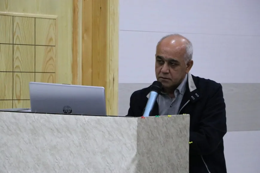 `Bi rêbazên sosyolojiya azadiyê em ê pirsgirêkên ciwanan çareser bikin`