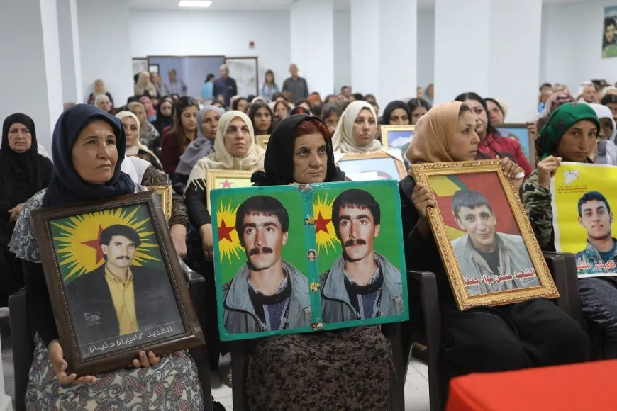 Xelkê Tirbespiyê 73 şehîd bi bîr anîn