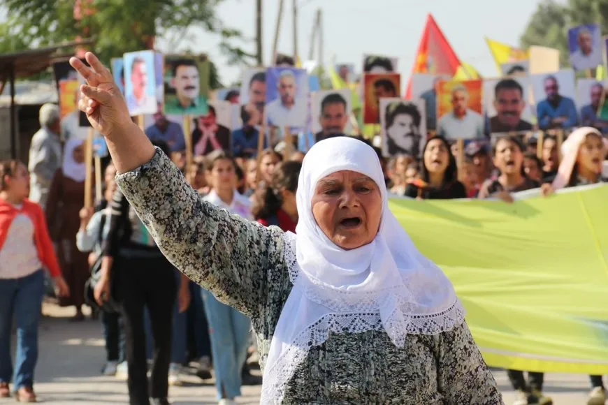 Şêniyên Til Rifetê doza azadiya Rêber Abdullah Ocalan kir