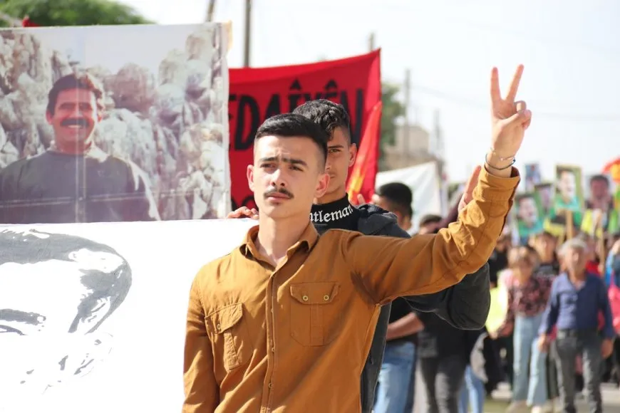 Şêniyên Til Rifetê doza azadiya Rêber Abdullah Ocalan kir