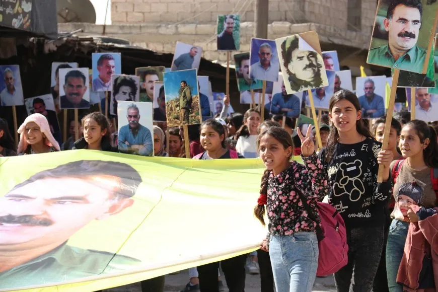 Şêniyên Til Rifetê doza azadiya Rêber Abdullah Ocalan kir