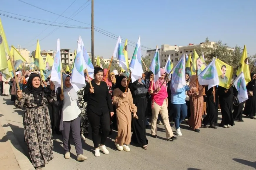 Xelkê Minbicê: Em bazariyê li ser xaka xwe nakin, em ê bi ser bikevin