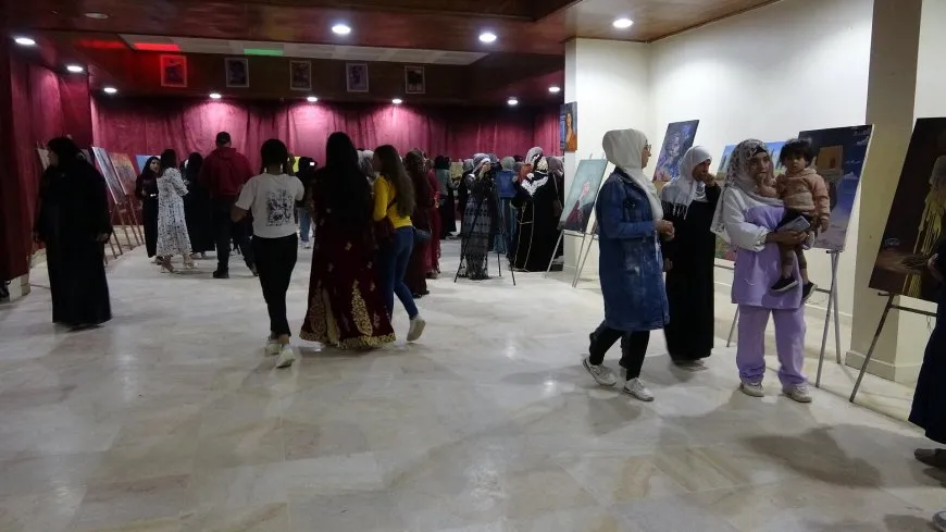Piştî Reqayê Hîlala Zêrîn pêşangehek li Tebqayê li dar xist