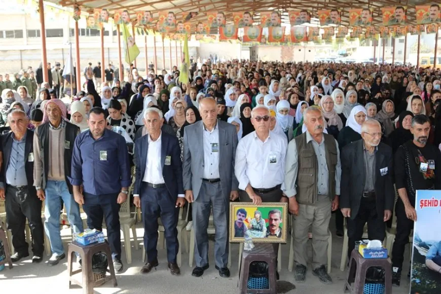 Şêniyên Qamişlo serdana konê taziyê yê şehîdên Dêrikê kir