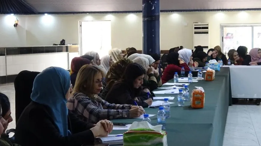 Desteya Jin rola aborî û siyasî ya jinan nîqaş kir