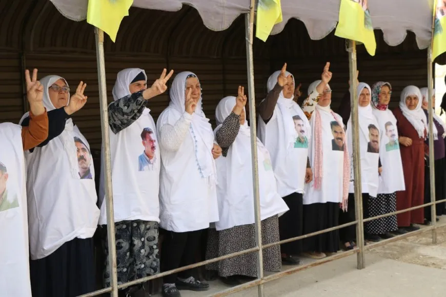 Ji bo azadiya Rêber Abdullah Ocalan li Helebê çalakiya konvedanê