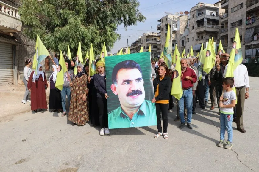 Ji bo azadiya Rêber Abdullah Ocalan li Helebê çalakiya konvedanê