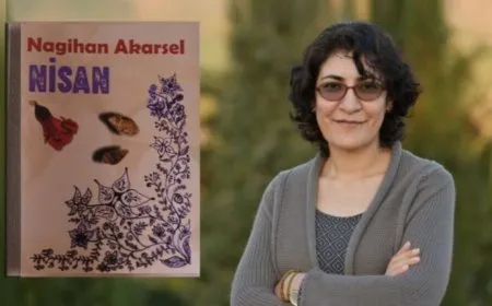 Helbestên rojnamevan û akademîsyen Nagihan Akarsel bûn pirtûk