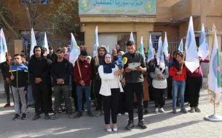 ′Ciwan kevirê bingehîn ê avakirina civakeke azad e′