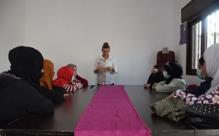Dewreyên jinan ên pêşxistina şarezahiyan