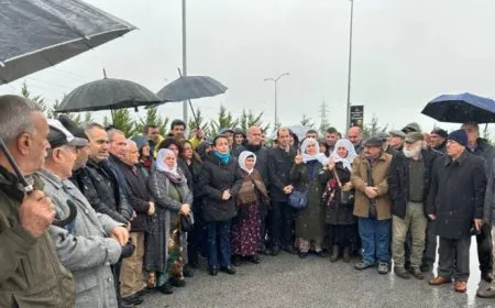 Meşvanên Azadiyê gihîştin Gemlîkê