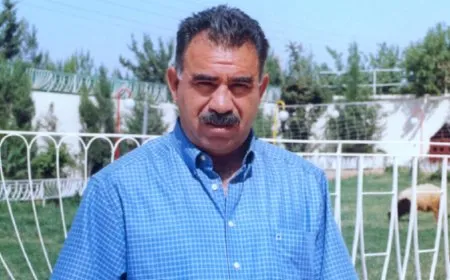 Malbatan ji bo dîtina Rêber Ocalan serî li dozgeriyê da