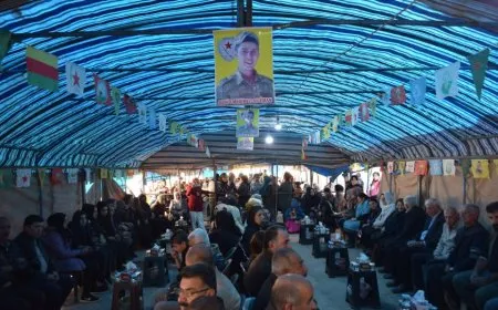 ′Divê şoreşa Bakur û Rojhilatê Sûriyeyê bê parastin′